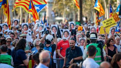 Imatge dels asistents a l’acte al passeig Lluís Companys de Barcelona. Foto: ACN