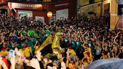 L’Àliga no faltó a su cita, a pesar de la lluvia. Foto: Alba Mariné