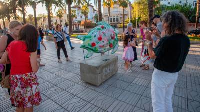 La exposición, ubicada en el paseo Jaume I, se podrá ver hasta el 30 de septiembre. Foto: Marc Bosch