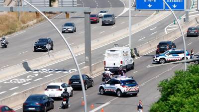 Carles Puigdemont ha denunciat aquest diumenge la “segona fase” de l’operació Gàbia que van desplegar els Mossos d’Esquadra per intentar detenir-lo. Foto: EFE