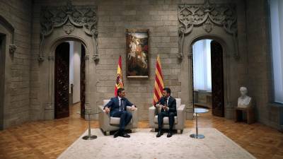 Reunión Pere Aragonès y Pedro Sánchez en el Palau de la Generalitat. Foto: EFE
