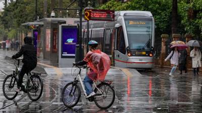 La Aemet ya avisó ayer que si bien la DANA está dando los últimos coletazos, no hay que bajar la guardia. Foto: EFE