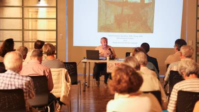 La conferència pronunciada per Francesc Quílez, ahir al Centre Cultural El Castell. Foto: Alba Mariné