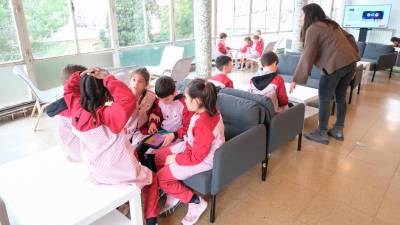 Niños en un colegio. Foto: Fabián Acidres