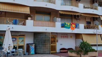 La vivienda está situada en la calle Diputació de Vilafortuny, en Cambrils. Foto: Bombers