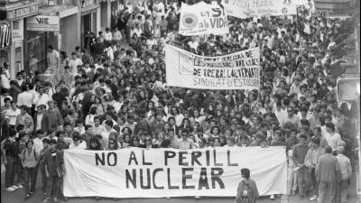 La lucha social para cerrar la nuclear fue intensa. En la imagen, una manifestación en Reus. foto: arxiu Dt