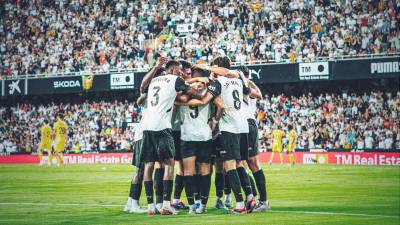 Foto del primer equipo de la web oficial del Valencia CF