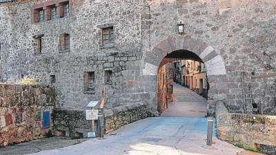 Planet del Pont, la puerta norte de la muralla de Prades. FOTO: S. García