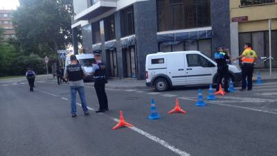 Imagen de los accesos a la plaza de la Pastoreta cortados. Foto: F.G