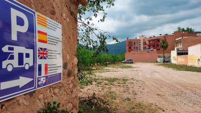 Aquest és el nou aparcament per a les autocaravanes, que era propietat del consistori. Foto: Cedida