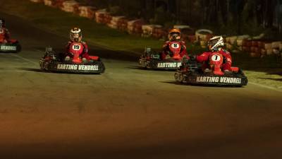 Varios de los participantes, durante la competición. FOTO: Karting El Vendrell