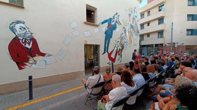 El mural dedicado a Guimerà en la calle Conflent de El Vendrell.