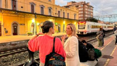 La alcaldesa de Valls, Dolors Farré, este martes en la estación de trenes. Foto: Cedida