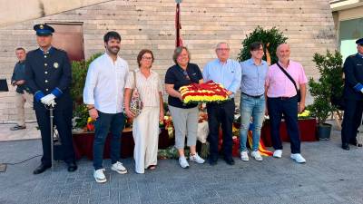 Ofrena floral del Reus Deportiu. Foto: Alfredo González