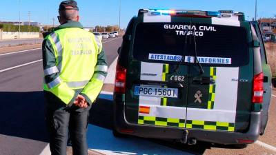 Un agente de tráfico de la Guardia Civil de Castellón. Foto: cedida