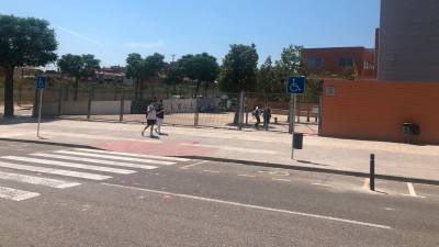 1.200 alumnes participaran en tallers d’educació afectivosexual. A la foto, l’Institut Narcís Oller. Foto: DT