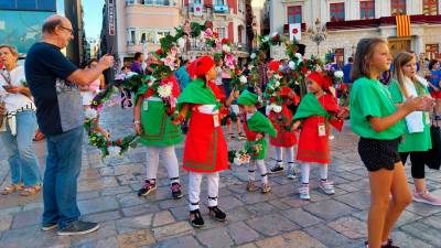 Infants vestits de Cercolets, durant la Trobada d’Elements Fets per Tu. FOTO: M.P.