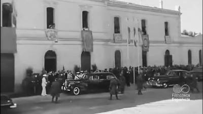 Fotograma del NO-DO amb Franco arribant a l’estació de Reus el 1952 per inaugurar la doble via entre Tarragona i Reus. Foto: Filmoteca Española