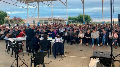 La asamblea reunió a centenares de agricultores del Penedès.