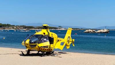 Un helicóptero del SEM en la playa en una imagen de archivo. Foto: DT