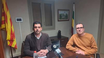 El alcalde, Francesc Larios, junto al concejal Daniel Guillén. Foto: Joan Boronat