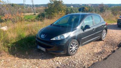 El coche interceptado por Mossos tras una persecución temeraria. Foto: CME