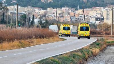 Dos ambulancias en el lugar del accidente. Foto: cedida
