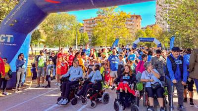 La Cursa Inclusiva i Adaptada de Tarragona, el año pasado. Foto: DT