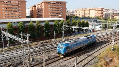 El sonido de las vías es el que más afecta en esta zona. Foto: Pere Ferré/DT