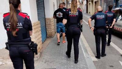 Operación policial en Catalunya contra esta ‘empresa’ de desalojos. Foto: DT