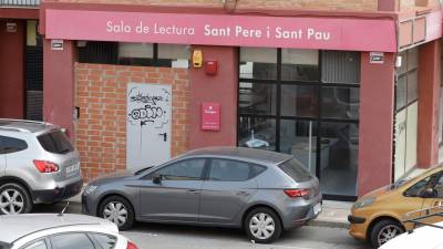 La sala de lectura está ubicada en los bajos del Bloque Europa. Foto: Marc Bosch