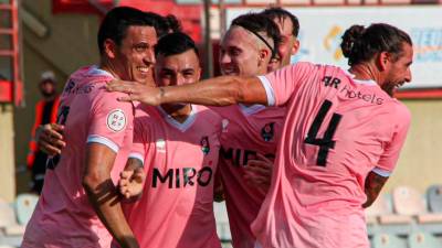 Los jugadores del Reus FCR celebran el gol de Nico Díaz ante el Espanyol ‘B’. Foto: Andrés Romero