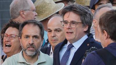 Llegada del líder de Junts Carles Puigdemont a las inmediaciones del Palau de la Generalitat de Catalunya esta mañana. Foto: EFE