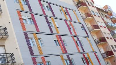 Fachada del nuevo edificio, en Estanislao Figueras. Foto: Tom&aacute;s Varga