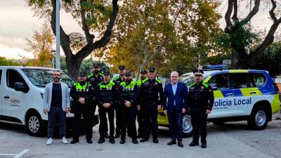 Parte de la expedición de la Policía Local que partirá hacia Valencia. Foto: Cedida