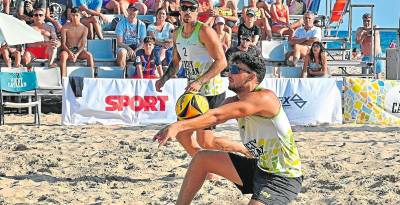 Los ganadores de la categoría masculina, Óscar Jiménez y Sergi Reñé. Foto: Alfredo González