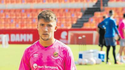 Aarón Rey en su primer entrenamiento con el Nàstic. FOTO: Nàstic