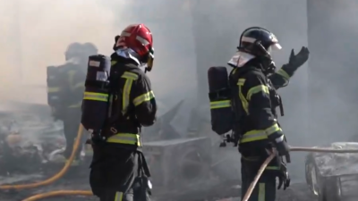 Dos bomberos de Madrid en una imagen de archivo. Foto: Bomberos de Madrid