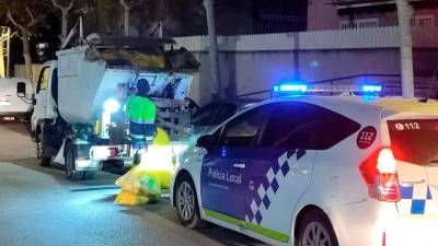 La policía intenta evitar el sabotaje en el servicio.