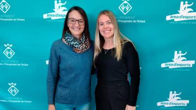 La delegada de la Lliga a l’Hospitalet de l’Infant, Gemma Arias; i la regidora d’Esports, Yolanda Marqués. Foto: Aj.Vandellòs i l’Hospitalet