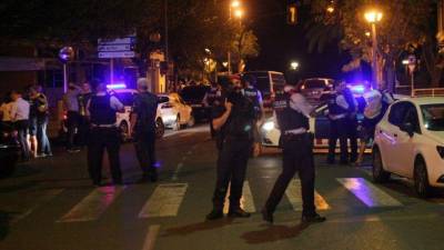 Despliegue policial de los Mossos d’Esquadra por las calles de Cambrils. Foto: Efe