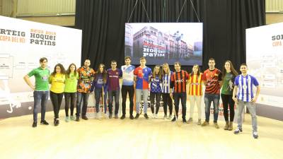 Representantes de los equipos participantes en la Copa del Rey y de la Reina que se disputará del 21 al 24 de febrero en el Pavelló Olimpic Municipal de Reus. FOTO: ALBA MARINÉ