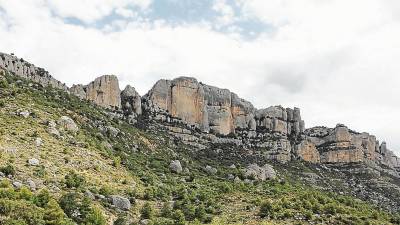 Panorámica desde un lateral de la sierra de Montsant