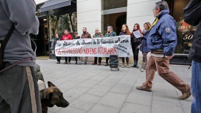 Cau de Llunes y otros colectivos de la Esquerra Independentista recordaron ayer lo ocurrido en 2009. Foto: lluís milián