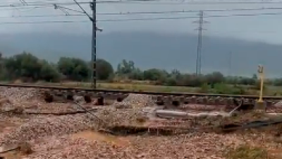 Estado en el que ha quedado la vía: Foto: captura de pantalla de un vídeo de Joan F.