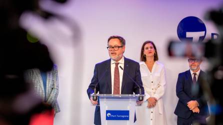 Santiago Castellà ha tomado posesión como nuevo presidente de la Autoritat Portuària de Tarragona. Foto: Marc Bosch