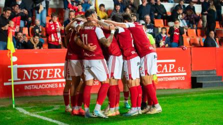 Los jugadores del Nàstic celebran el gol de Pablo Fernández el pasado domingo, ante el Andorra. Foto: Marc Bosch