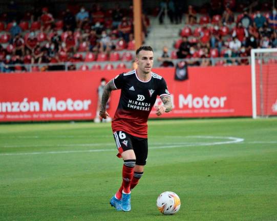 Álex López en su etapa en el CD Mirandés. Foto: CD Mirandés