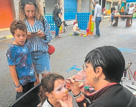 El pintacares va ser una de les atraccions més sol·licitades. Foto: J. Boronat