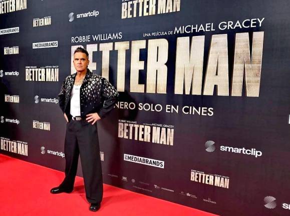 Robbie Williams durante el pase gráfico del estreno de la película ‘Better Man’. Foto: Sílvia Petit